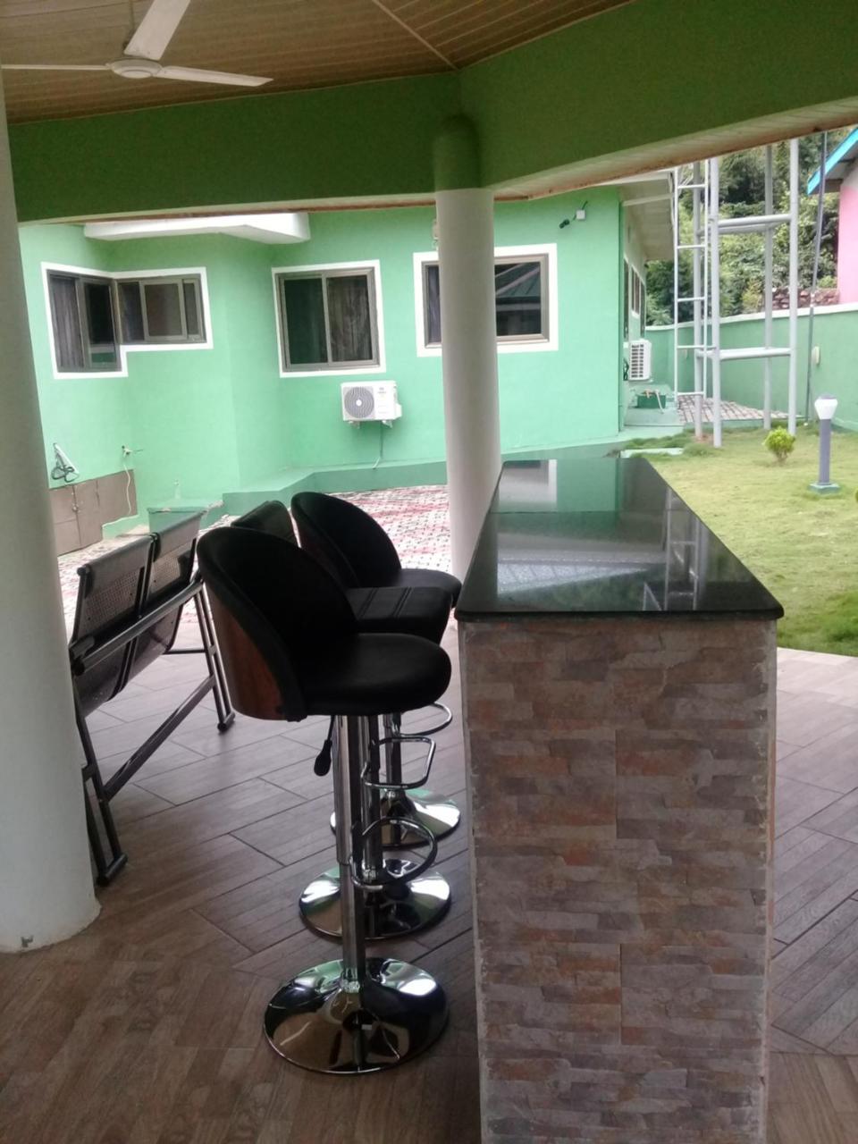 3A'S Guest House Akosombo Eksteriør bilde