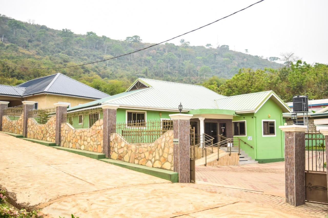 3A'S Guest House Akosombo Eksteriør bilde